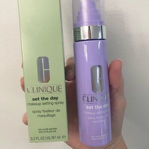 Clinique Set the Day Makeup Setting Spray - Lavender